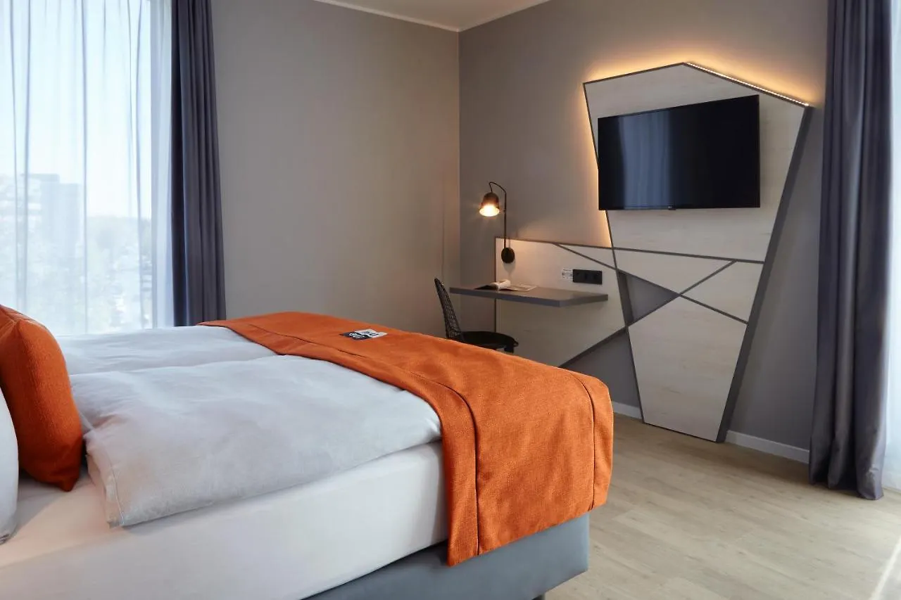 Hotel Holiday Inn - The Niu, Hub Dusseldorf Messe By Ihg