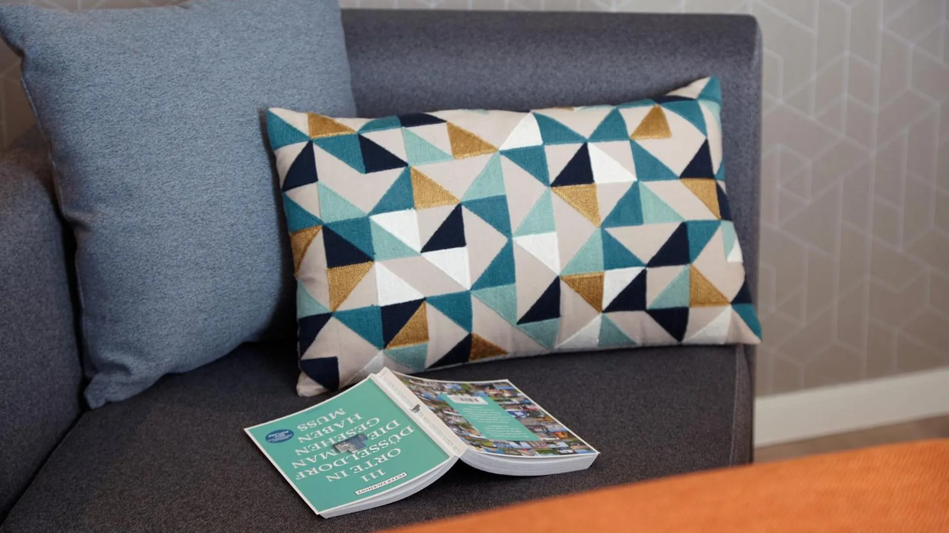 Holiday Inn - The Niu, Hub Dusseldorf Messe By Ihg 3*,  Deutschland